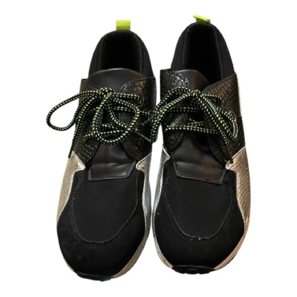 Air Underground Black Sneakers with Green Highlights